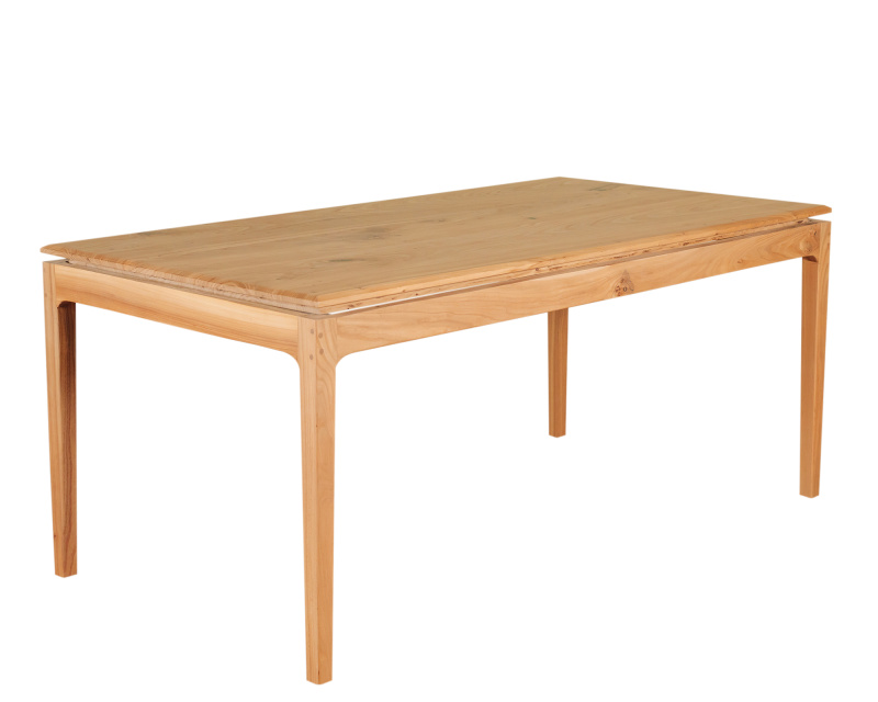 Обеденный стол Wooden